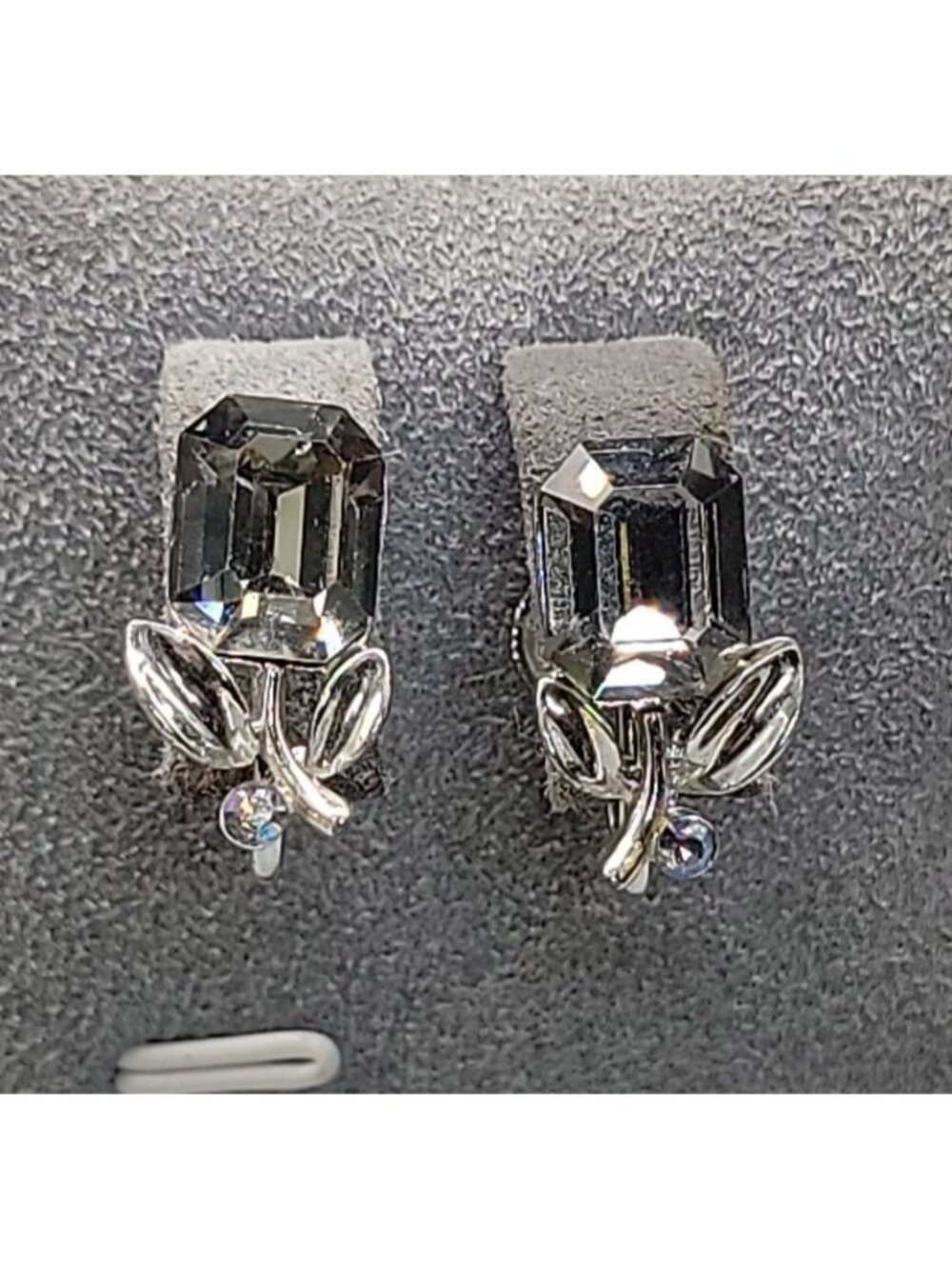 VTG Lisner Smokey Glass Rose Flower Earrings Screw Back Earrings AB  Accents